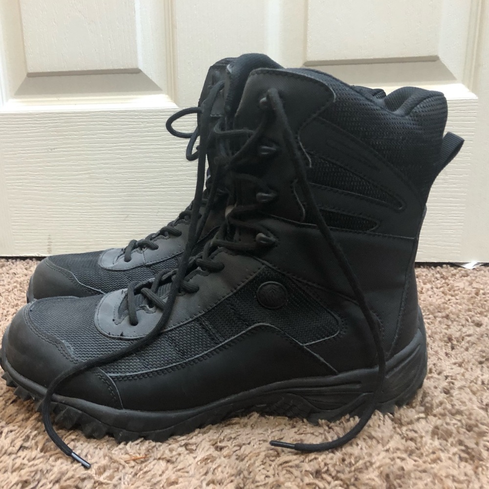 Smith and Wesson tactical boots